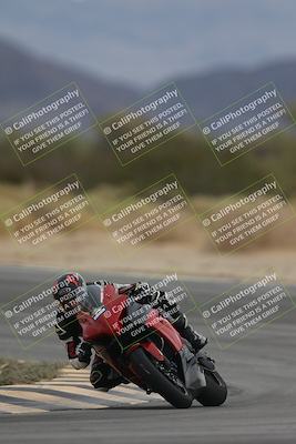 media/Sep-21-2025-Race Pace (Sun) [[98bf33ef95]]/Verified/10-Turn 10 (1150am)/